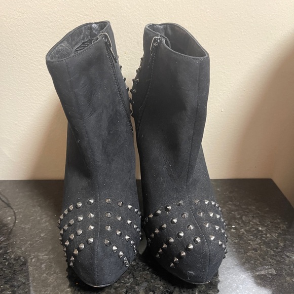 Womens booties - Picture 2 of 3